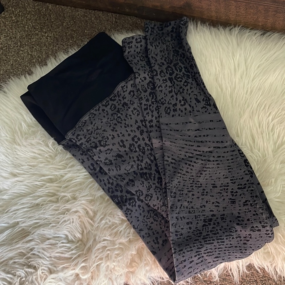 NUX Cheetah Black Leggings